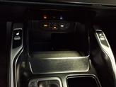 Thumbnail of 2024 Glacial White Pearl Kia Sorento