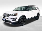 Thumbnail of 2016 White Platinum Clearcoat Metallic Ford Explorer