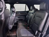Thumbnail of 2016 White Platinum Clearcoat Metallic Ford Explorer