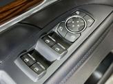 Thumbnail of 2016 White Platinum Clearcoat Metallic Ford Explorer