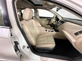 Thumbnail of 2016 Pearl White Nissan Altima