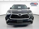 Thumbnail of 2022 Midnight Black Metallic Toyota Highlander