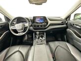 Thumbnail of 2022 Midnight Black Metallic Toyota Highlander