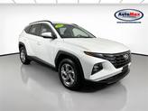 Photo of 2022 Quartz White Hyundai TUCSON