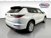 Thumbnail of 2024 White Diamond Mitsubishi Outlander