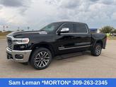 Photo of 2025 Diamond Black Crystal Pearlcoat RAM 1500