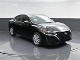 Photo of 2025 Black Nissan Sentra