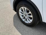 Thumbnail of 2022 Oxford White Ford Escape