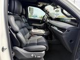 Thumbnail of 2025 Pristine White Metallic Tri-Coat Lincoln Navigator