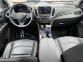 Thumbnail of 2019 Iridescent Pearl Tricoat Chevrolet Equinox