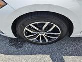 Thumbnail of 2025 Opal White Pearl Effect Volkswagen Jetta