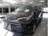 Thumbnail of 2025 Midnight Black Metallic Toyota Sienna