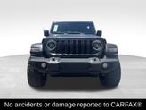 Thumbnail of 2025 Granite Crystal Metallic Clearcoat Jeep Wrangler