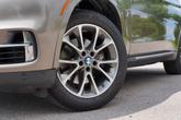 Thumbnail of 2017 Atlas Cedar Metallic BMW X5 eDrive
