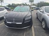 Thumbnail of 2022 Infinite Black Metallic Clearcoat Lincoln Nautilus