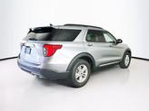 Thumbnail of 2024 Iconic Silver Metallic Ford Explorer