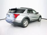 Thumbnail of 2024 Iconic Silver Metallic Ford Explorer