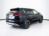 Thumbnail of 2024 Labrador Black Pearl Mitsubishi Outlander