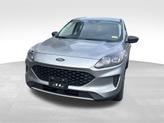 Thumbnail of 2022 Iconic Silver Metallic Ford Escape