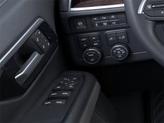 Thumbnail of 2025 Iridescent Pearl Tricoat Chevrolet Suburban