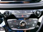 Thumbnail of 2026 Diamond Black Crystal Pearlcoat Chrysler Pacifica