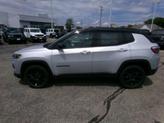 Thumbnail of 2024 Silver Zynith Metallic Clearcoat Jeep Compass