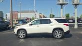 Thumbnail of 2019 Iridescent Pearl Tricoat Chevrolet Traverse