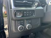 Thumbnail of 2025 Onyx Black GMC Yukon