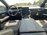 Thumbnail of 2025 Onyx Black GMC Yukon