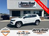 Photo of 2022 Bright White Clearcoat Jeep Compass