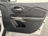 Thumbnail of 2022 Bright White Clearcoat Jeep Cherokee