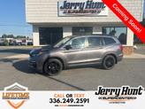 Photo of 2021 Gray Honda Pilot