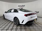 Thumbnail of 2022 Glacial White Pearl Kia K5
