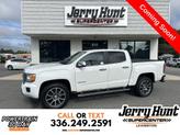 Photo of 2019 Summit White GMC Canyon