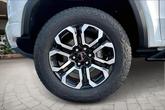 Thumbnail of 2025 Summit White GMC Canyon