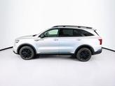 Thumbnail of 2022 Sparkling Silver Kia Sorento