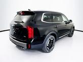 Thumbnail of 2025 Ebony Black Kia Telluride