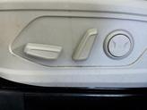 Thumbnail of 2023 Glacial White Pearl Kia Sorento