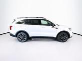 Thumbnail of 2023 Glacial White Pearl Kia Sorento
