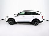 Thumbnail of 2023 Glacial White Pearl Kia Sorento