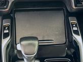 Thumbnail of 2022 Glacial White Pearl Kia Sorento