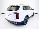 Thumbnail of 2025 Glacial White Pearl Kia Telluride