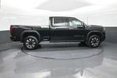 Thumbnail of 2025 Onyx Black GMC Sierra 2500