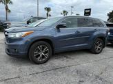 Thumbnail of 2016 Blue Toyota Highlander