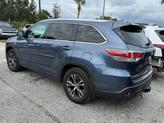 Thumbnail of 2016 Blue Toyota Highlander