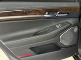 Thumbnail of 2018 Victoria Black Genesis G90