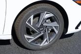 Thumbnail of 2025 White Hyundai ELANTRA