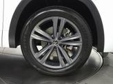 Thumbnail of 2021 Pure White Volkswagen Atlas