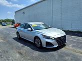 Thumbnail of 2023 Brilliant Silver Metallic Nissan Altima