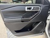 Thumbnail of 2020 Iconic Silver Metallic Ford Explorer